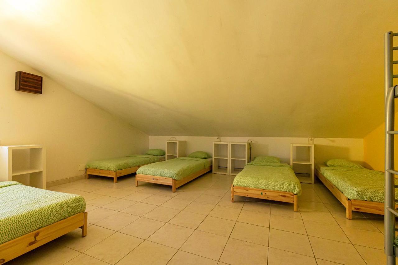 Auberge de jeunesse Pineapple Surf House à Atouguia Da Baleia Extérieur photo